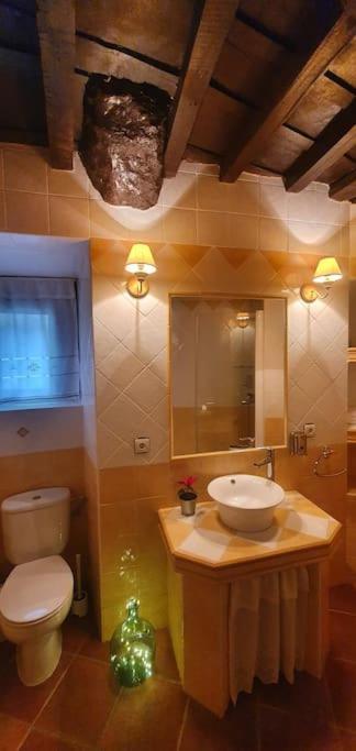 Apartamento Sefardi, Barrio Judio De Hervas Luaran gambar